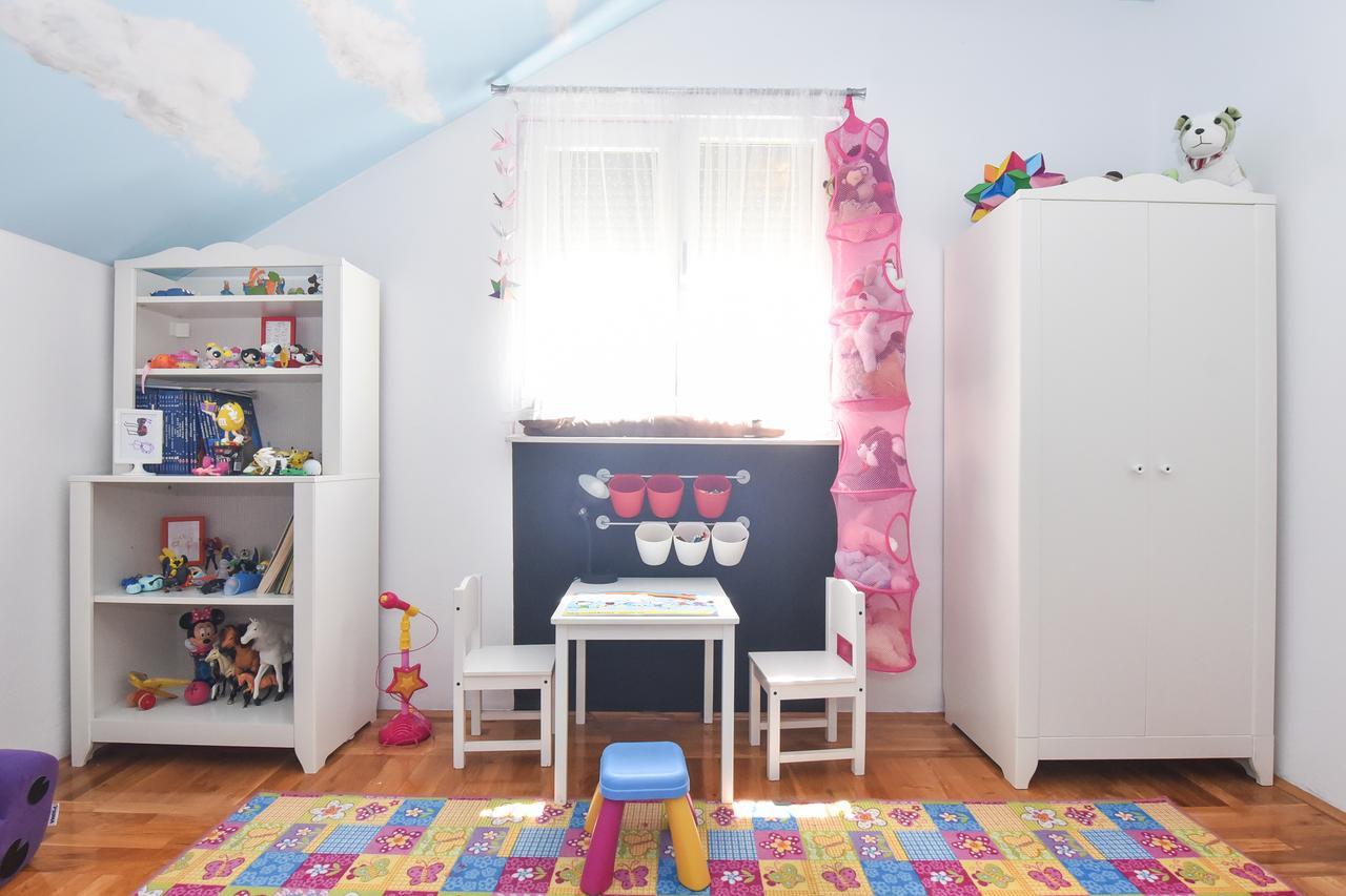 Apartment Larisa Gornji Karin Exteriér fotografie